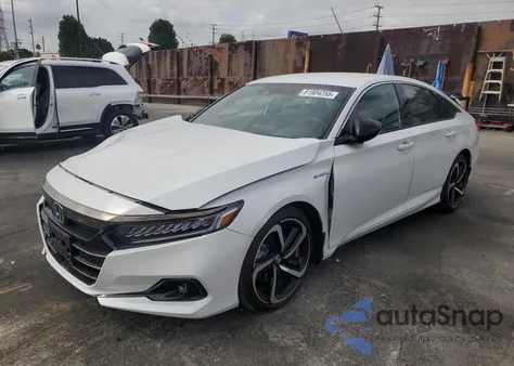 2022 Honda Accord Hybrid Sport из США, поврежденный, VIN 1HGCV3F26NA047321